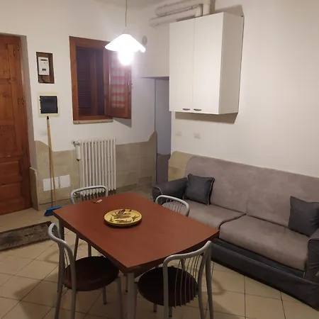 Casa Facile מונטרוני די לצ'ה
